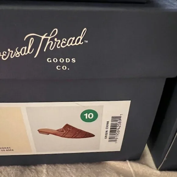 Women's Universal Thread Whisper Woven Mules - Picture 5 of 6